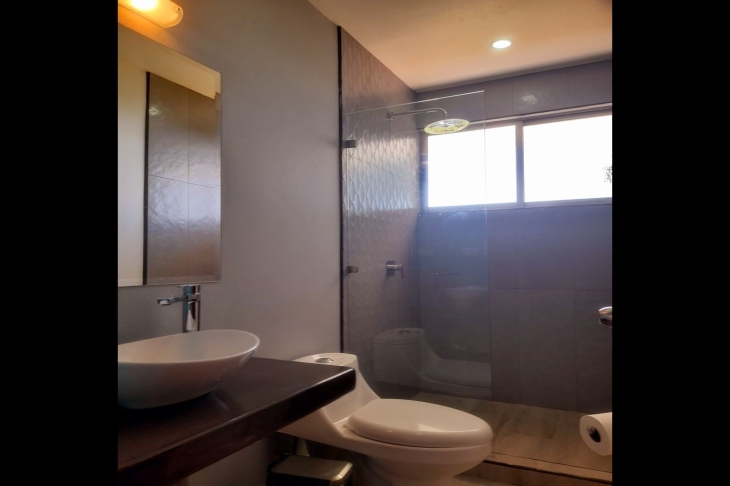 bathroom at Casa Ying Yang high-end home for sale samara costa rica