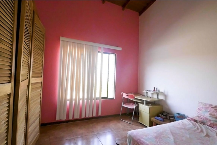 girly bedroom in Finca Las Nubes home and land for sale samara guanacaste costa rica