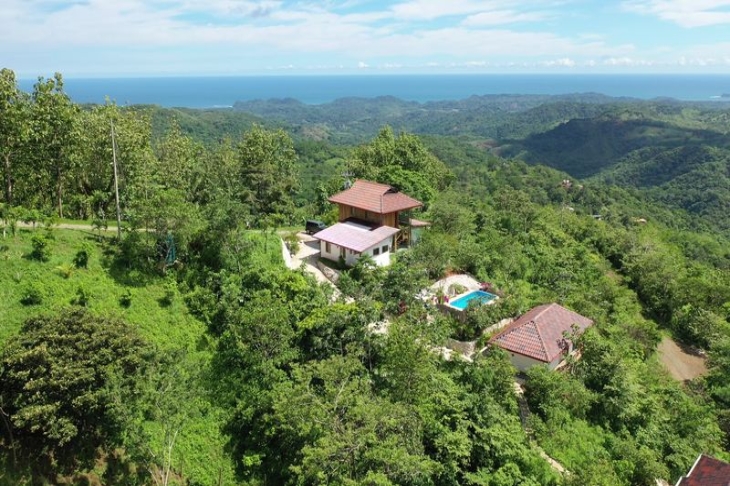 another drone view of Moutain Lodge vista Mar hotel for sale samara costa rica