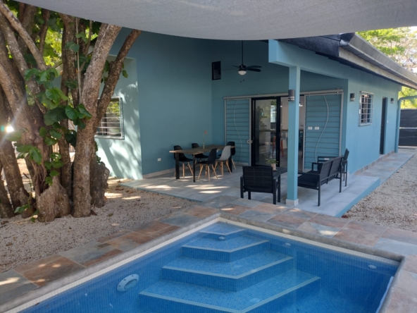 pool with stairs in garden of Casa Espinoza for sale samara costa rica