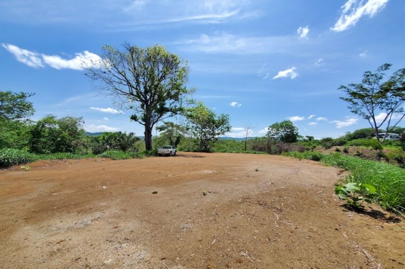 Large flat pad to build from Lotes Tierra Fresca 2.5 acres for sale Samara Costa Rica