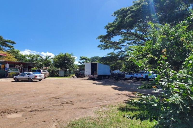 Large parking lot for developement at Lote Vista Campo for sale samara costa rica