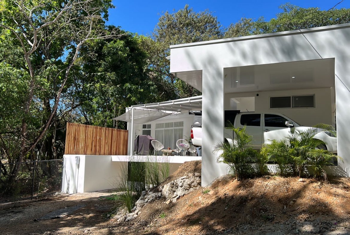 Fenced garden of Casa Lorenzo for sale at Carillo Beach Cost Rica