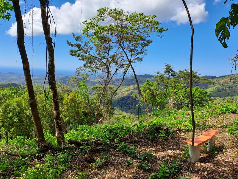 The rest area at Lotes Mirador, land for sale at Naranjal, Samara, Guanacaste, Costa rica