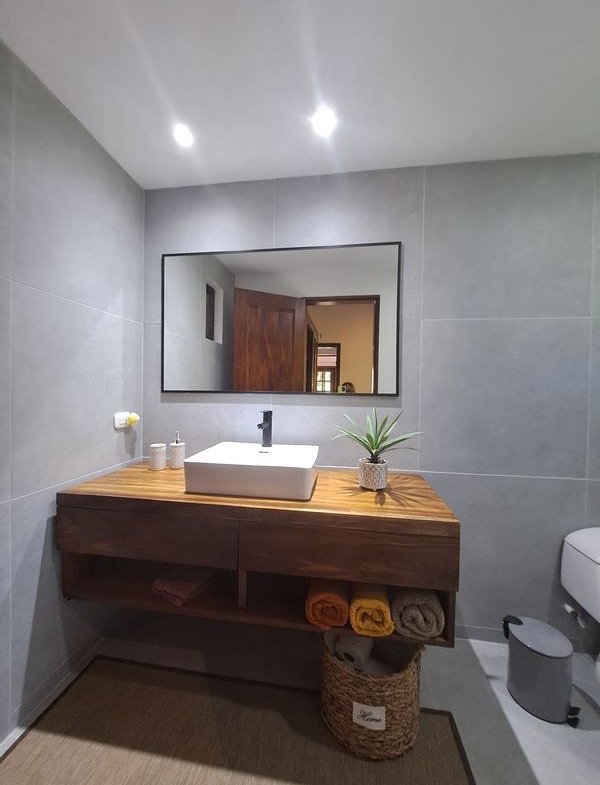 beautiful bathroom at Casa Vista Las Palmas home for sale samara guanacaste costa rica